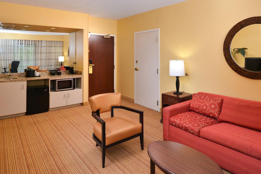 Courtyard By Marriott Rock Hill Hotel Ngoại thất bức ảnh