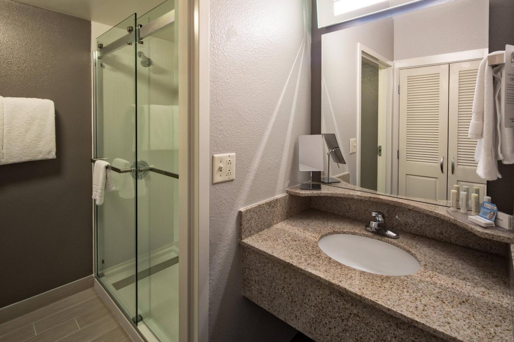 Courtyard By Marriott Rock Hill Hotel Ngoại thất bức ảnh
