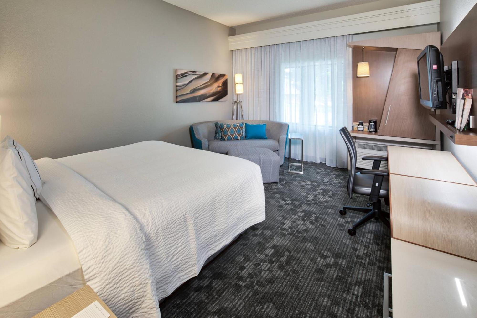 Courtyard By Marriott Rock Hill Hotel Ngoại thất bức ảnh