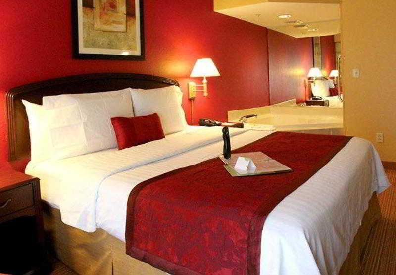Courtyard By Marriott Rock Hill Hotel Ngoại thất bức ảnh